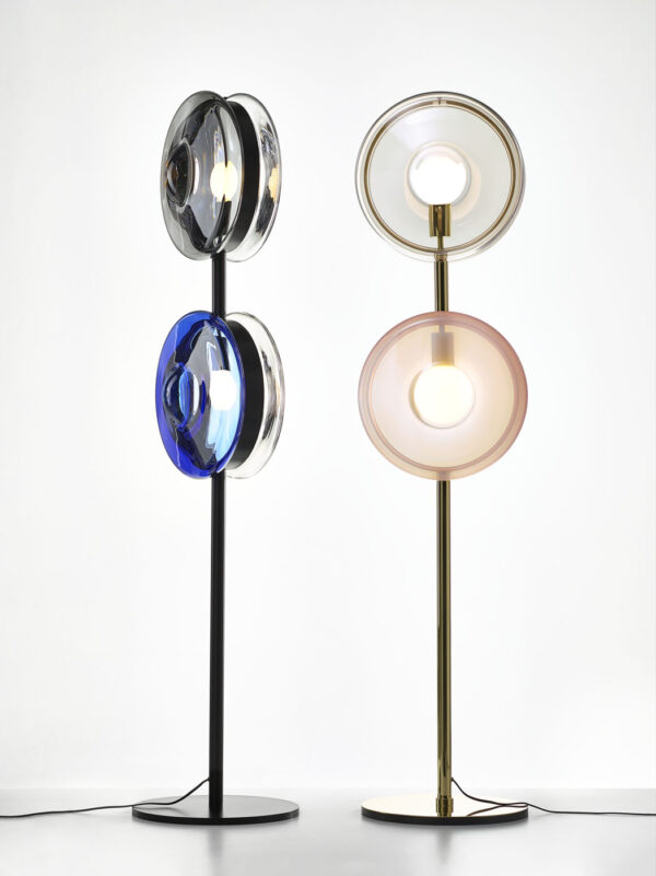 Orbitálne stojacie lampy BOMMA Design by deForm