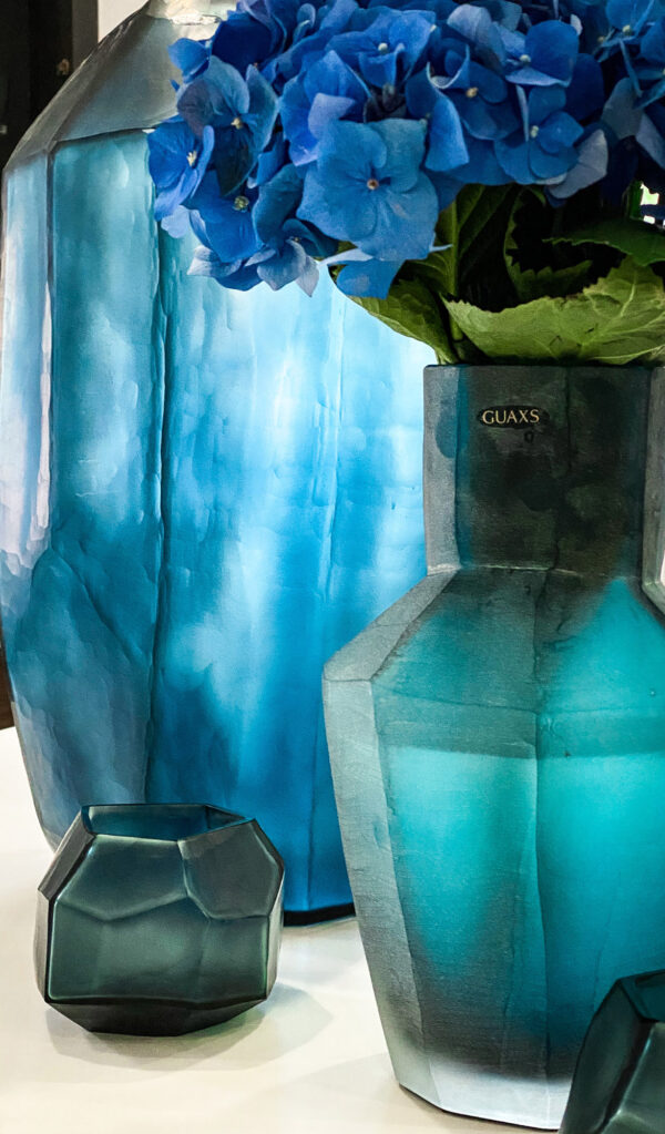 KAHULU Benzín CUBISTIC Vysoká váza CUBISTIC TEALIGHT Oceánsky modrá indigová Guaxs (1)