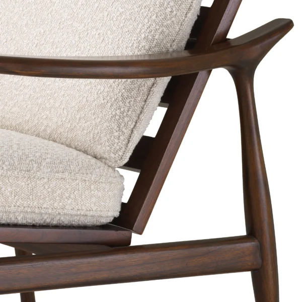 Manzo Chair classic brown finish boucle cream incl cushions Eichholtz 116223_5_1_1