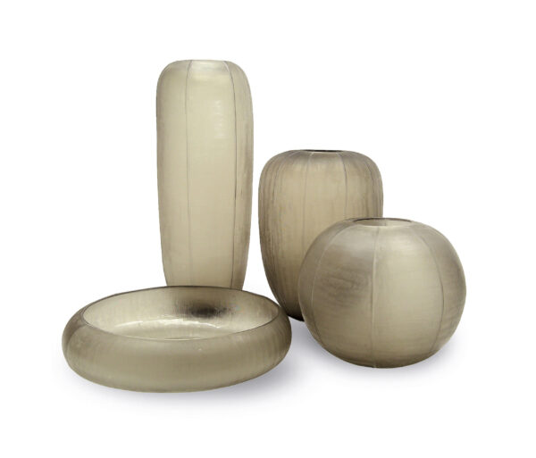 Gobi-round-smokegrey-vase-guaxs-1412gy (2)