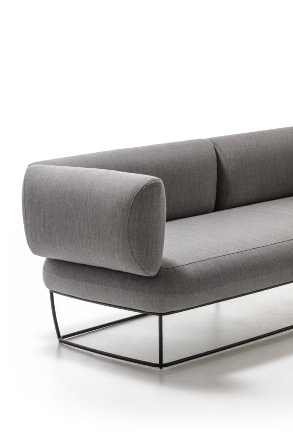Bernard LACIVIDINA italian designer furniture 024