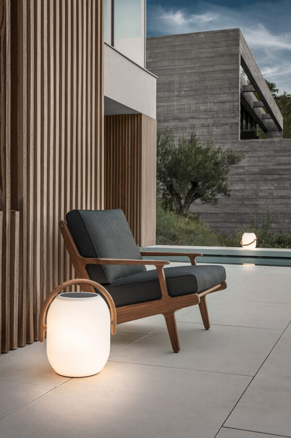 Gloster ambient cocoon & bay lounge chair